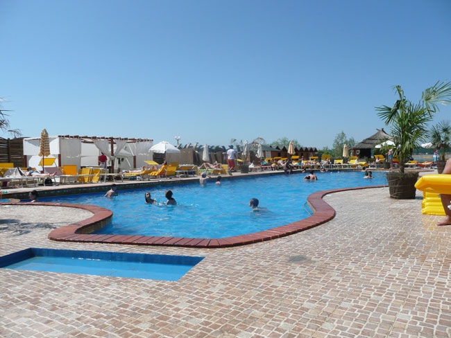 Piscina Club Shaker Pitesti